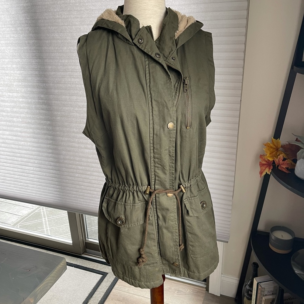 2SABLE Fur-lined Vest